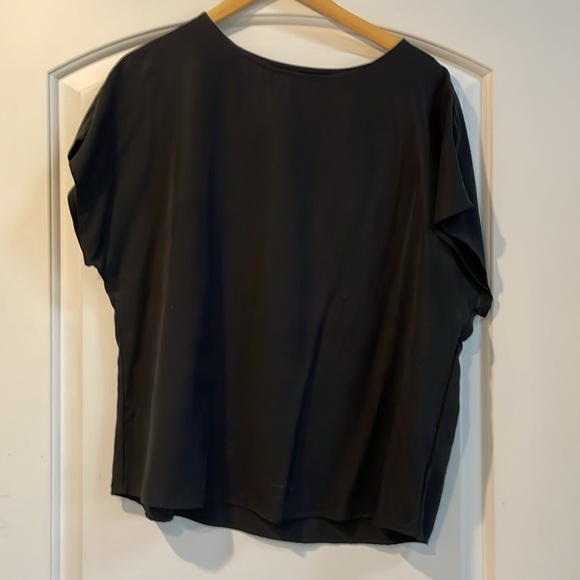 🇨🇦THE SLEEP SHIRT new black top - Picture 5 of 8